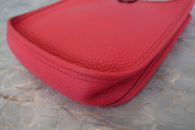将图片加载到图库查看器,HERMES EVELYNE TPM Clemence leather Rose extreme C刻印 Shoulder bag 700120039