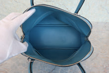 将图片加载到图库查看器,HERMES/BOLIDE 31 Clemence leather Blue jean □I刻印 Shoulder bag 800080076