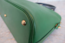 画像をギャラリービューアに読み込む, HERMES/エルメス ボリード35 クシュベル グリーン/ネイビー 〇Z刻印 ハンドバッグ 700060309