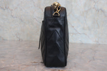 Load image into Gallery viewer, CHANEL CC mark fringe chain shoulder bag Lambskin Black/Gold hadware Shoulder bag 800060200
