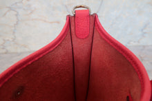 将图片加载到图库查看器,HERMES EVELYNE TPM Clemence leather Rose extreme C刻印 Shoulder bag 700120039