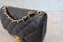Load image into Gallery viewer, CHANEL Mini matelasse chain shoulder bag Lambskin Black/Gold hadware Shoulder bag 700090095