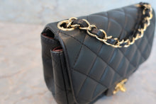 Load image into Gallery viewer, CHANEL Mini matelasse chain shoulder bag Lambskin Black/Gold hadware Shoulder bag 700090095