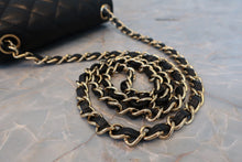 Load image into Gallery viewer, CHANEL Mini matelasse chain shoulder bag Lambskin Black/Gold hadware Shoulder bag 700090095