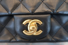 Load image into Gallery viewer, CHANEL Mini matelasse chain shoulder bag Lambskin Black/Gold hadware Shoulder bag 700090095