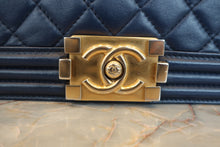 画像をギャラリービューアに読み込む, CHANEL/シャネル ボーイシャネルチェーンショルダーバッグ ラムスキン ブルー/ゴールド金具 ショルダーバッグ 800020184