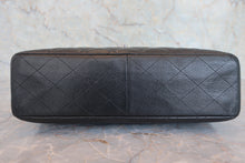 Load image into Gallery viewer, CHANEL Medium Matelasse Single Flap chain shoulder bag Caviar skin Black/Silver hadware Shoulder bag 800060190