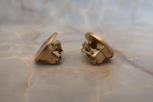 將圖片載入圖庫檢視器 CHANEL/シャネル ココマークラインストーンイヤリング 金メッキ ゴールド イヤリング 300120152