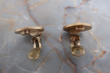 將圖片載入圖庫檢視器 CHANEL/シャネル ココマークラインストーンイヤリング 金メッキ ゴールド イヤリング 300120152