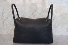 将图片加载到图库查看器,HERMES LINDY 30 Clemence leather Black □J刻印 Shoulder bag 700120021