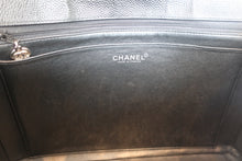 Load image into Gallery viewer, CHANEL Medium Matelasse Single Flap chain shoulder bag Caviar skin Black/Silver hadware Shoulder bag 800060190