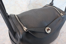 将图片加载到图库查看器,HERMES LINDY 30 Clemence leather Black □J刻印 Shoulder bag 700120021