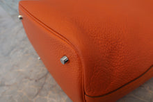 画像をギャラリービューアに読み込む, HERMES/エルメス ピコタンロックMM トリヨンクレマンス オレンジ □O刻印 ハンドバッグ 800030154