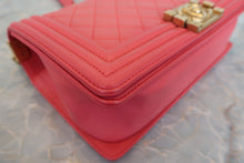 将图片加载到图库查看器,CHANEL/香奈儿 Leboy 链条包 羊皮 Pink/Goldr hadware(粉色/金色金属) 肩背包 700120024