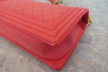 将图片加载到图库查看器,CHANEL/香奈儿 Leboy 链条包 羊皮 Pink/Goldr hadware(粉色/金色金属) 肩背包 700120024
