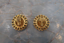 Load image into Gallery viewer, CHANEL Round earring Gold plate Gold Earring 700080092