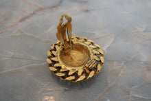 Load image into Gallery viewer, CHANEL Round earring Gold plate Gold Earring 700080092