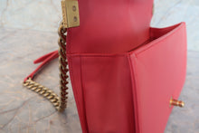 将图片加载到图库查看器,CHANEL/香奈儿 Leboy 链条包 羊皮 Pink/Goldr hadware(粉色/金色金属) 肩背包 700120024