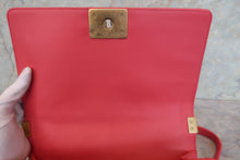 将图片加载到图库查看器,CHANEL/香奈儿 Leboy 链条包 羊皮 Pink/Goldr hadware(粉色/金色金属) 肩背包 700120024