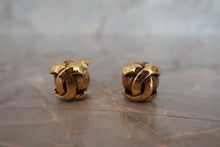 Load image into Gallery viewer, CHANEL CC mark earring Gold plate Gold Earring 700080093