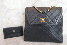 Load image into Gallery viewer, CHANEL Matelasse chain shoulder bag Lambskin Black/Gold hadware Shoulder bag 700060146