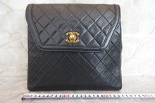 Load image into Gallery viewer, CHANEL Matelasse chain shoulder bag Lambskin Black/Gold hadware Shoulder bag 700060146