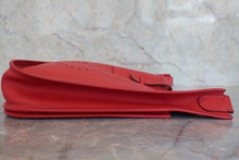 将图片加载到图库查看器,HERMES EVELYNE 2PM Epsom leather Rouge garance □I刻印 Shoulder bag 800050051
