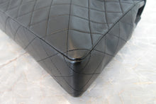 Load image into Gallery viewer, CHANEL Matelasse chain shoulder bag Lambskin Black/Gold hadware Shoulder bag 700060146