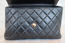 Load image into Gallery viewer, CHANEL Medium Matelasse Double Face shoulder bag Lambskin Black/Gold hadware Shoulder bag 800020109