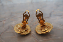 Load image into Gallery viewer, CHANEL CC mark round earring Gold plate Gold Earring 700080089