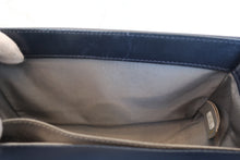 将图片加载到图库查看器,CHANEL/香奈儿 迷你 Leboy 链条包 羊皮 Navy/Silver hadware(藏蓝色/银色金属) 肩背包700120001
