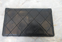 Load image into Gallery viewer, CHANEL Matelasse chain shoulder bag Lambskin Black/Gold hadware Shoulder bag 700060146