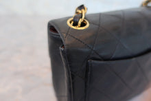 将图片加载到图库查看器,CHANEL/香奈儿 迷你CF 单盖包 链条包 羊皮 Black/Gold hardware(黑色/金色金属) 肩背包 800080224