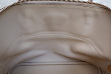 将图片加载到图库查看器,HERMES/BOLIDE 31 Clemence leather Craie A刻印 Shoulder bag 800030210