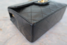 将图片加载到图库查看器,CHANEL/香奈儿 迷你CF 单盖包 链条包 羊皮 Black/Gold hardware(黑色/金色金属) 肩背包 800080224