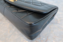 將圖片載入圖庫檢視器 CHANEL/シャネル ダイアナマトラッセチェーンショルダーバッグ ラムスキン ブラック/ゴールド金具 ショルダーバッグ 700090098