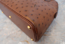Load image into Gallery viewer, HERMES/BOLIDE 27 Ostrich lether Brown 〇Y Engraving Shoulder bag 800060121