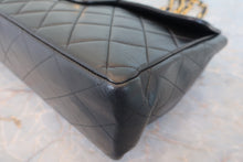 将图片加载到图库查看器,CHANEL/香奈儿 中号CF 单盖包 链条包 羊皮 Black/Gold hardware(黑色/金色金属) 肩背包 800090181