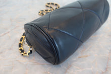 Load image into Gallery viewer, CHANEL CC mark fringe chain shoulder bag Lambskin Navy/Gold hadware Shoulder bag 700080071