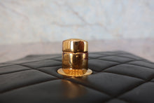 将图片加载到图库查看器,CHANEL/香奈儿 中号CF 单盖包 链条包 羊皮 Black/Gold hardware(黑色/金色金属) 肩背包 800090181