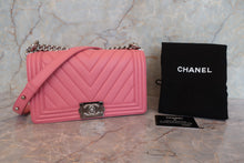将图片加载到图库查看器,CHANEL/香奈儿 Leboy 链条包 羊皮 Pink/Silver hadware(粉色/银色金属) 肩背包 700120023