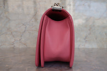 将图片加载到图库查看器,CHANEL/香奈儿 Leboy 链条包 羊皮 Pink/Silver hadware(粉色/银色金属) 肩背包 700120023