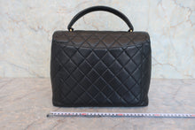 将图片加载到图库查看器,CHANEL/香奈儿 CF 梯形 手提包 荔枝皮 Black/Gold hadware(黑色/金色金属) 手提包 800030136