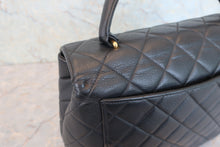 将图片加载到图库查看器,CHANEL/香奈儿 CF 梯形 手提包 荔枝皮 Black/Gold hadware(黑色/金色金属) 手提包 800030136