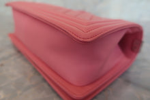 将图片加载到图库查看器,CHANEL/香奈儿 Leboy 链条包 羊皮 Pink/Silver hadware(粉色/银色金属) 肩背包 700120023