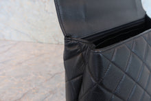 将图片加载到图库查看器,CHANEL/香奈儿 CF 梯形 手提包 荔枝皮 Black/Gold hadware(黑色/金色金属) 手提包 800030136