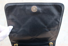 Load image into Gallery viewer, CHANEL Matelasse chain shoulder bag Lambskin Black/Gold hadware Shoulder bag 700040135
