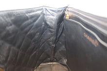 将图片加载到图库查看器,CHANEL/香奈儿 CF 梯形 手提包 荔枝皮 Black/Gold hadware(黑色/金色金属) 手提包 800030136