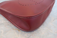 将图片加载到图库查看器,HERMES EVELYNE1 PM Chamonix leather Rouge H □D刻印 Shoulder bag 800060212
