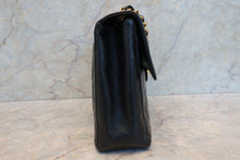 画像をギャラリービューアに読み込む, CHANEL/シャネル 中マトラッセシングルフラップチェーンショルダーバッグ ラムスキン ブラック/ゴールド金具 ショルダーバッグ 700100161